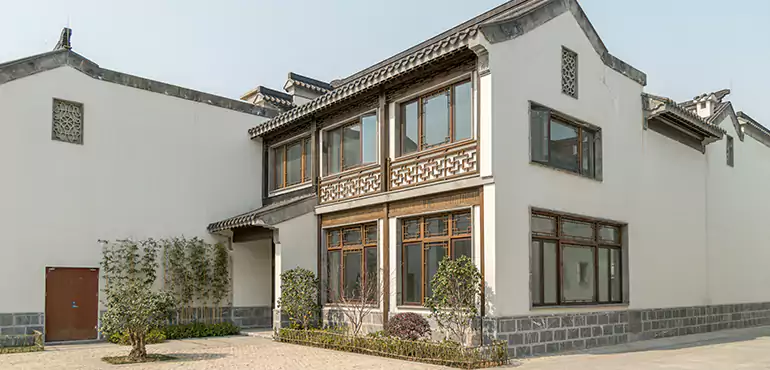 We Help Hollister Homeowners Sell Squatter-Occupied Houses Quickly and Safely